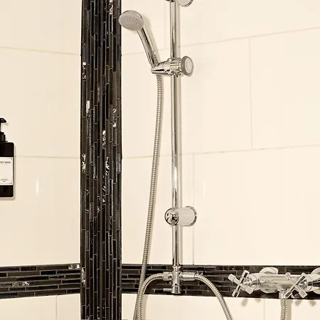 Balduin شقة برنكاستيل كويس